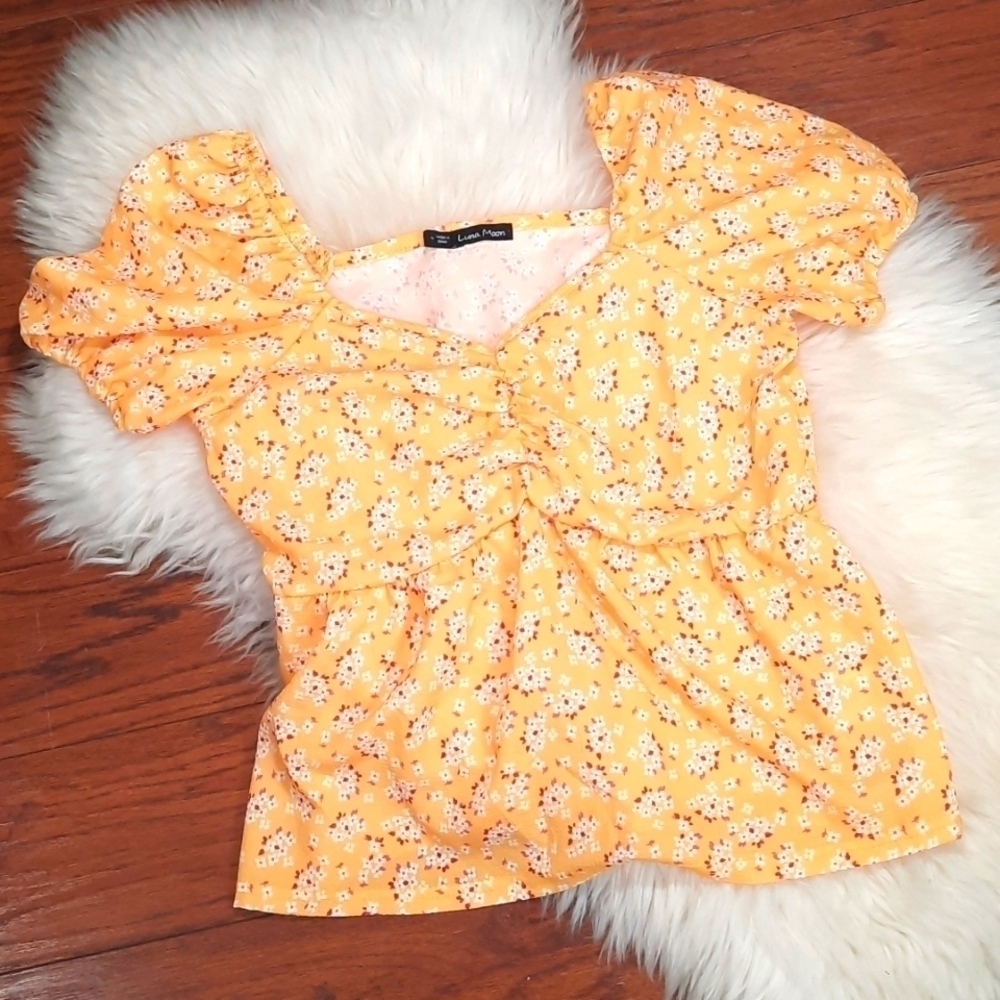 Ditzy Yellow Floral Puff Sleeve Boho Crop Blouse